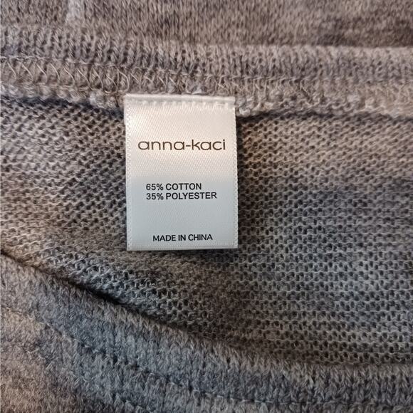 Beaded Fringed Skull Sweater NWT - Picture 7 of 8